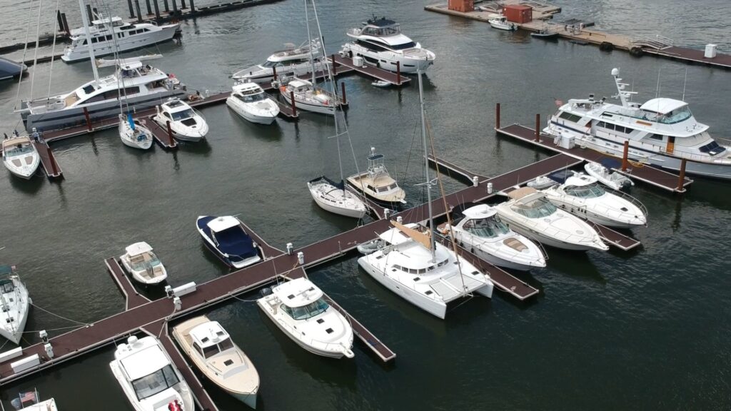 Brooklyn Bridge Marina